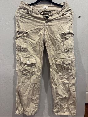 Garage Women's Beige Straight Leg Cargo Jeans